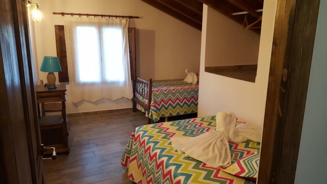 Casas Rurales Almoguer Frailes Eksteriør bilde